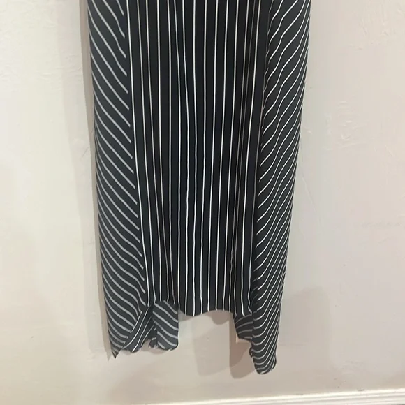 BANANA REPUBLIC STRIPED SLIP DRESS ………422 - Picture 5 of 13